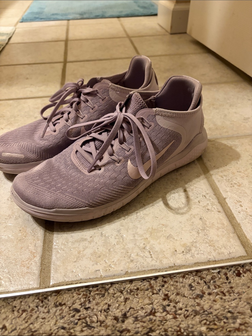 Nike Women's Lightweight Lavender Running Shoes
